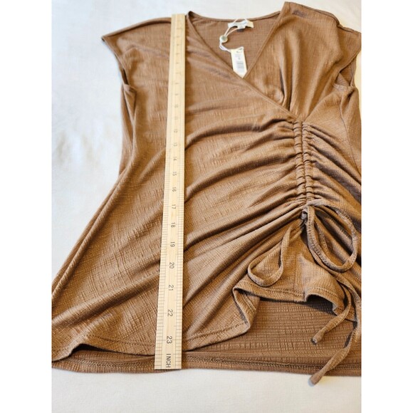 NWT Max Studio Faux Wrap V Neck Tan Cap Sleeve Ruched Top Small - Picture 8 of 10